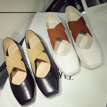 【柒弦悦供应2016初秋新品纯色方头女鞋牛筋底中跟方跟单鞋工厂直供DM88A7Y】锦江区柒悦鞋业商贸部 - 产品库