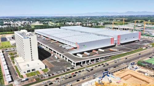 五大产业集群助力建设现代商贸物流中心